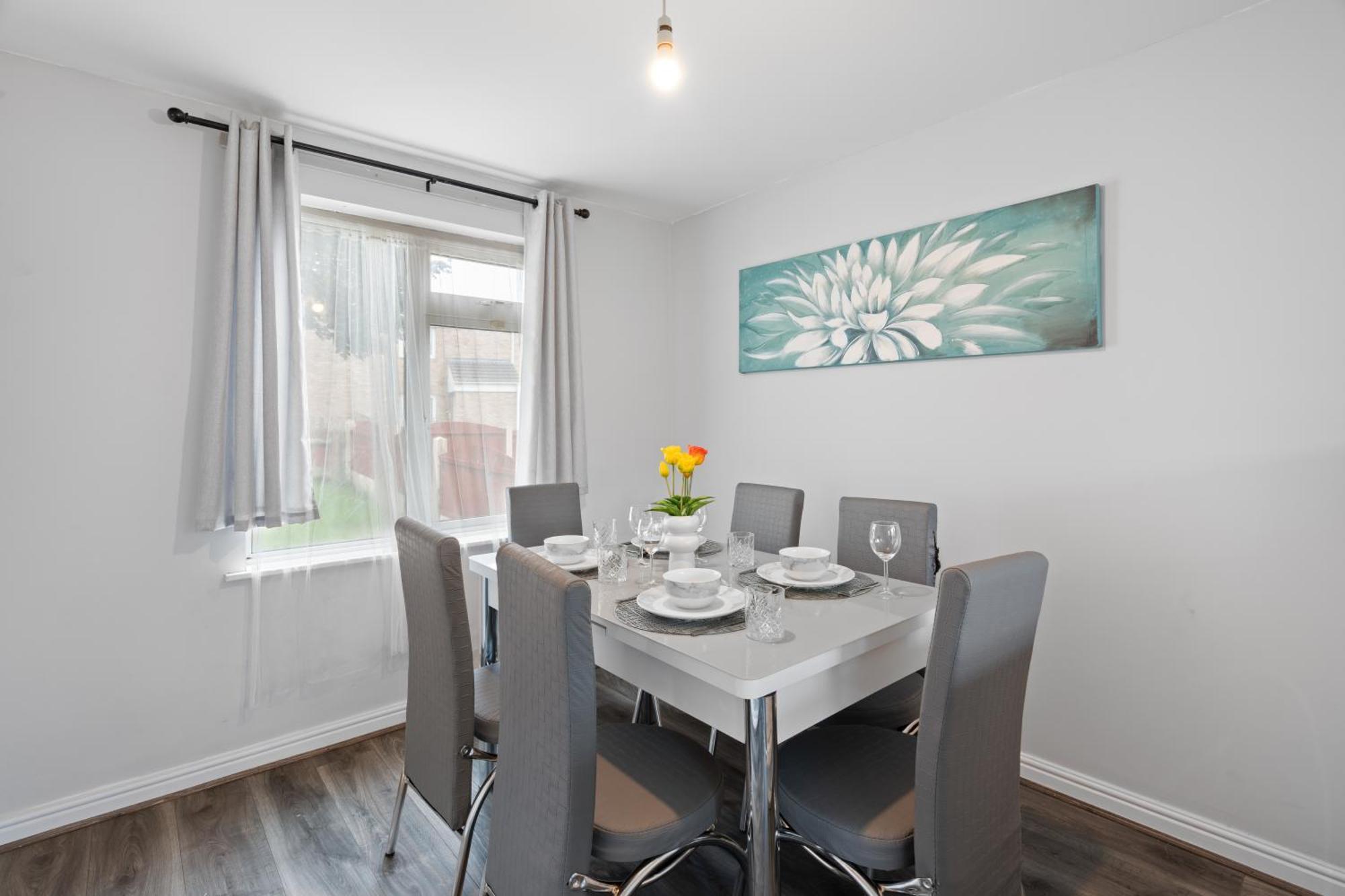 A Charming 3 Bed Home Next To Nec And Birmingham International Airport Marston Green Exterior photo